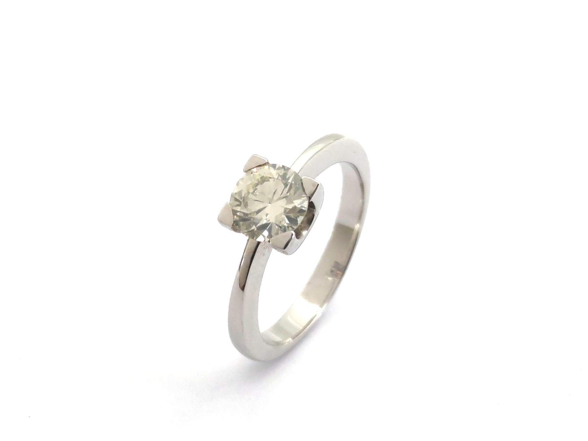 Sortija Oro 18k Con Diamante