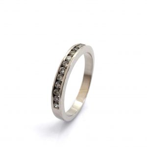 Alianza Oro 18k Con Diamante