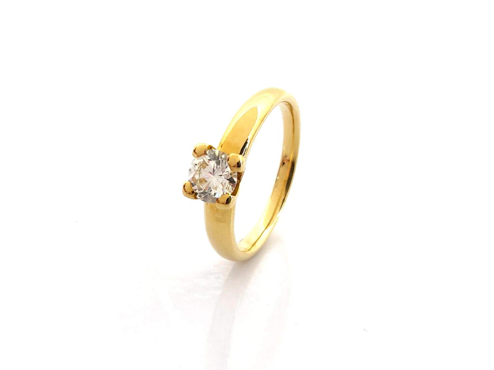 Sortija Oro 18k Con Diamante