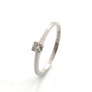 Sortija Oro 18k Con Diamante