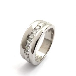 Anillo Oro 18k Con Diamante