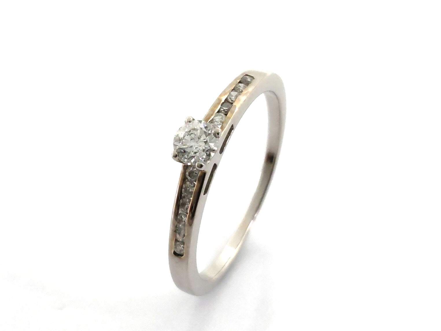 Sortija Oro 18k Con Diamante